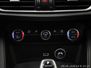 Alfa Romeo Stelvio 2,2 JTD 140kW Q4 Bezklíč 2021