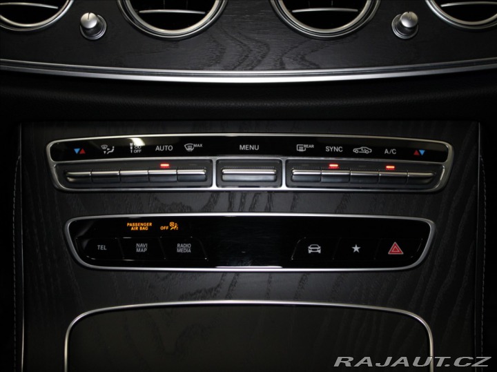 Mercedes-Benz E 2,0 200 4M AMG Burmester 2021