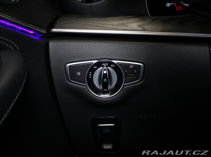 Mercedes-Benz E 2,0 200 4M AMG Burmester 2021