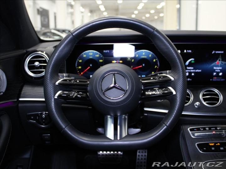 Mercedes-Benz E 2,0 200 4M AMG Burmester 2021