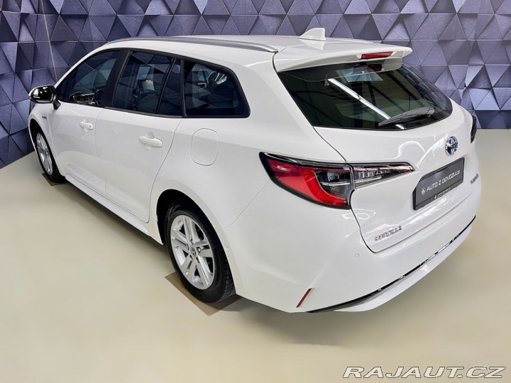 Toyota Corolla 1.8 HYBRID COMFORT, ACC, 2021