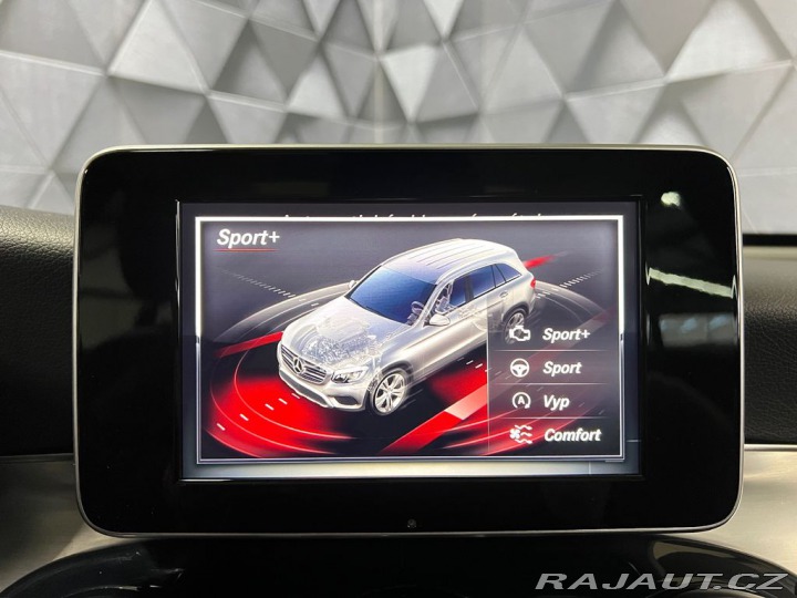 Mercedes-Benz GLC 250d 4MATIC AMG, NEZÁVISL 2016