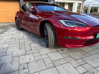 Tesla Model S long range awd