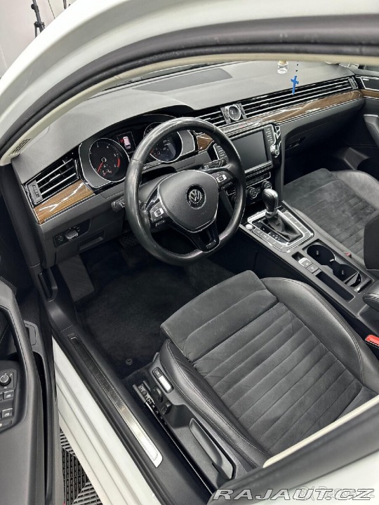 Volkswagen Passat 2,0   b8 TDI dsg 2015