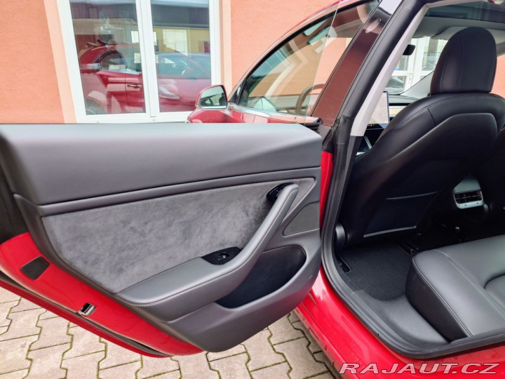 Tesla Model 3 Performance - FSD 377 kW 2020