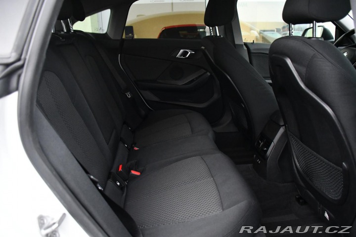 BMW 2 218d 2021