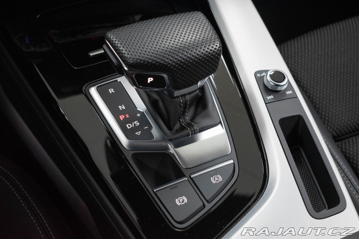 Audi A4 40TDI REZERVACE 2024