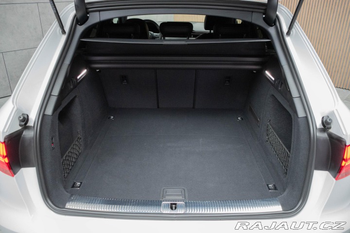 Audi A4 40TDI REZERVACE 2024