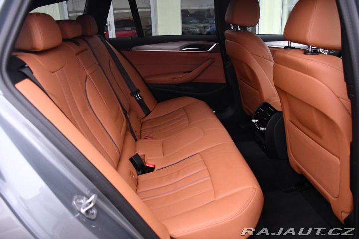 BMW 5 530d xDrive M-SPORT ČR 1. 2023