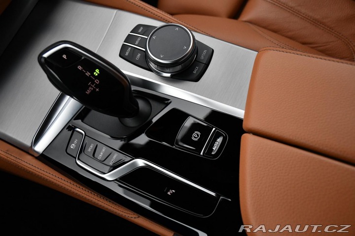 BMW 5 530d xDrive M-SPORT ČR 1. 2023