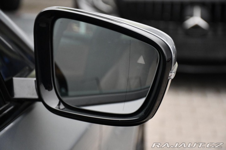 BMW 5 530d xDrive M-SPORT ČR 1. 2023