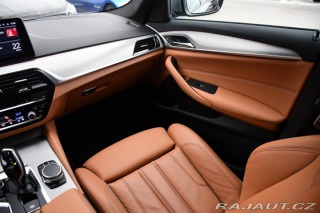 BMW 5 530d xDrive M-SPORT ČR 1. 2023