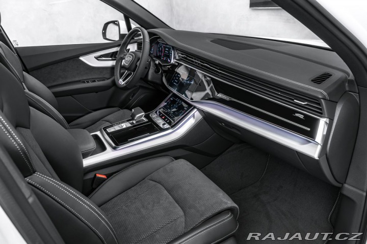 Audi Q7 50TDI S-line Matrix Vzduc 2026