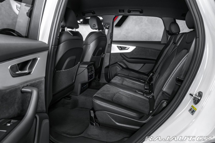 Audi Q7 50TDI S-line Matrix Vzduc 2026