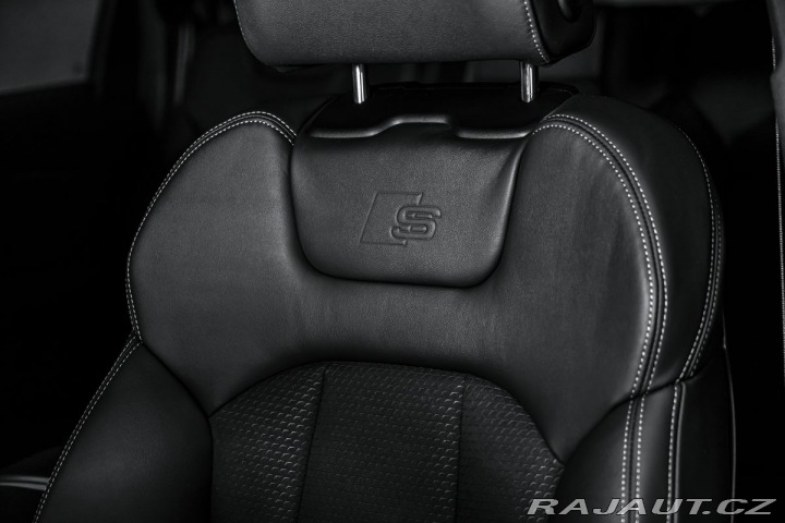 Audi Q7 50TDI S-line Matrix Vzduc 2026