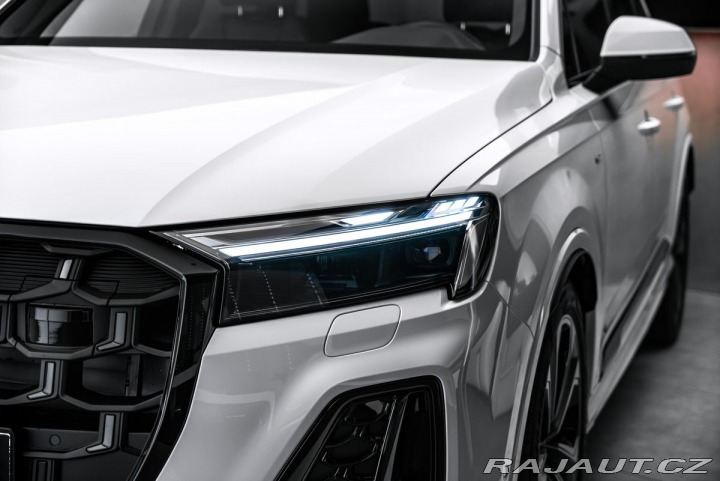 Audi Q7 50TDI S-line Matrix Vzduc 2026