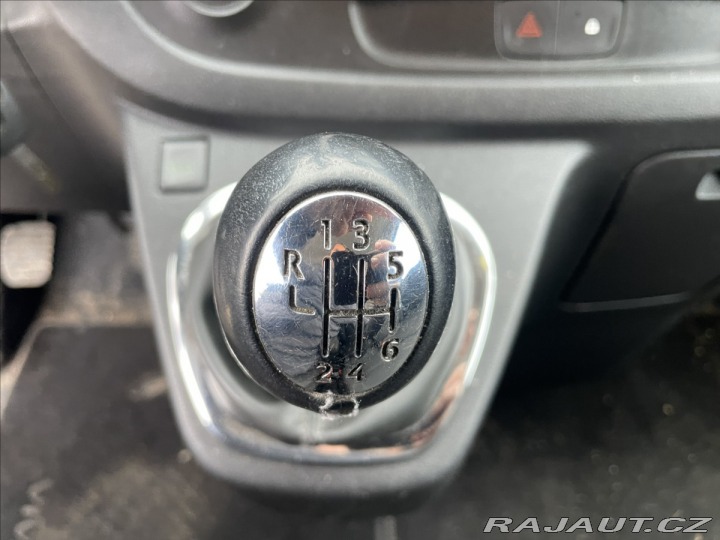 Opel Vivaro 1,6 DCi 107kw Long Tažné 2017