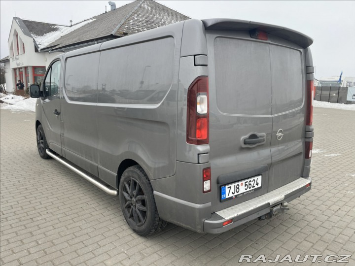 Opel Vivaro 1,6 DCi 107kw Long Tažné 2017