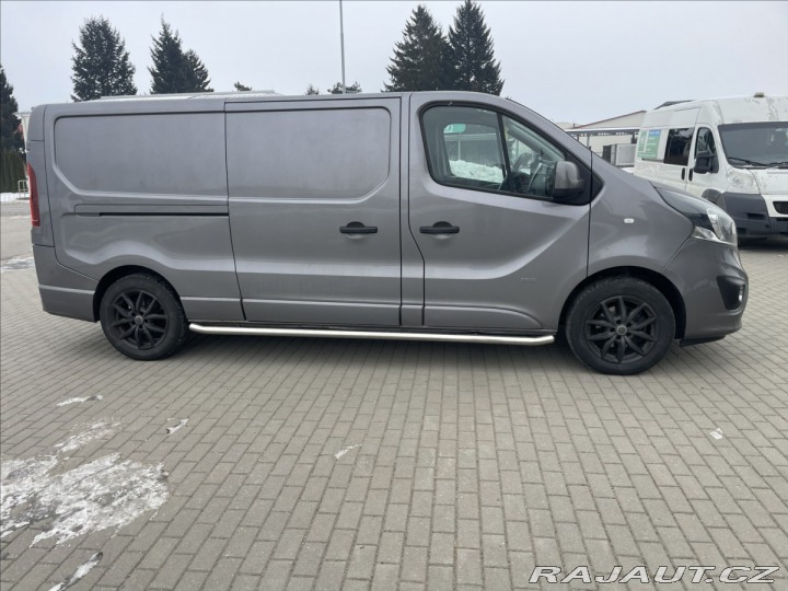 Opel Vivaro 1,6 DCi 107kw Long Tažné 2017