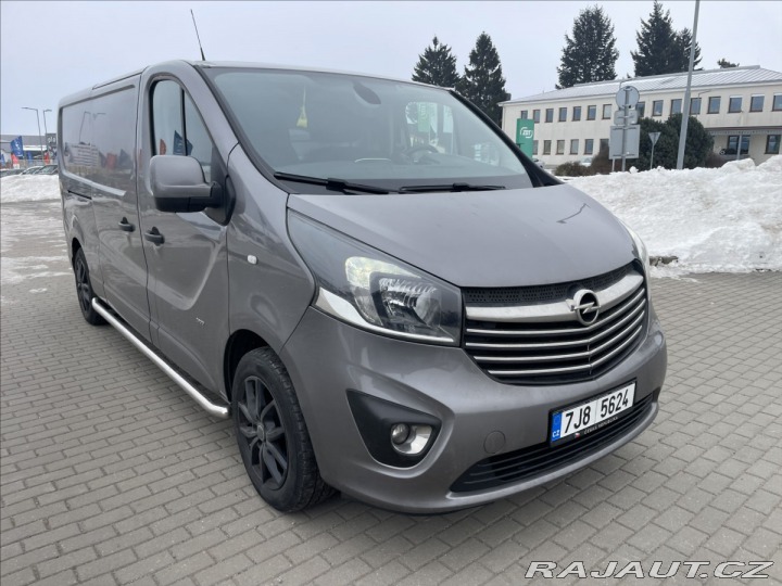 Opel Vivaro 1,6 DCi 107kw Long Tažné 2017