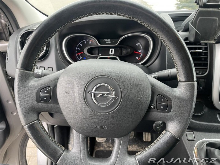 Opel Vivaro 1,6 DCi 107kw Long Tažné 2017