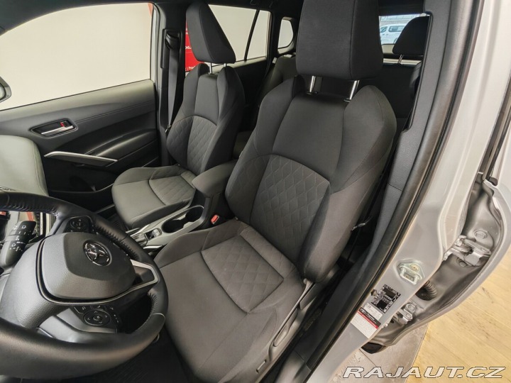 Toyota Corolla Cross 2.0 Hybrid e-CVT Style 2025