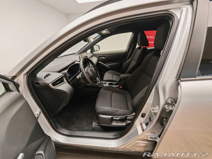 Toyota Corolla Cross 2.0 Hybrid e-CVT Style 2025