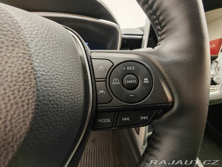 Toyota Corolla Cross 2.0 Hybrid e-CVT Style 2025