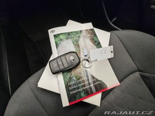 Toyota Corolla Cross 2.0 Hybrid e-CVT Style 2025