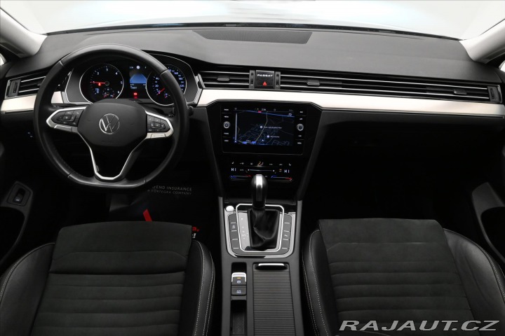 Volkswagen Passat 2,0 TDI 110 kW DSG Elegan 2023