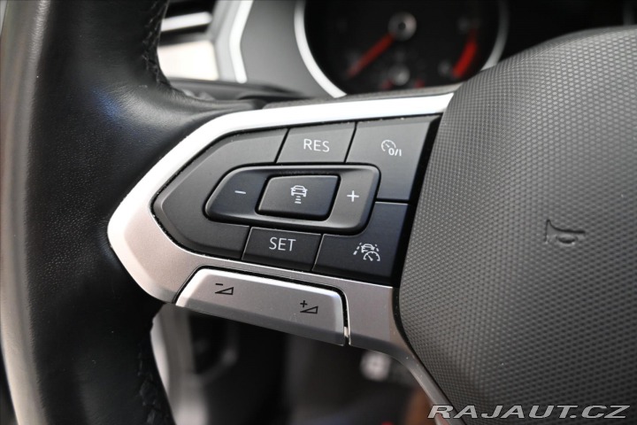 Volkswagen Passat 2,0 TDI 110 kW DSG Elegan 2023