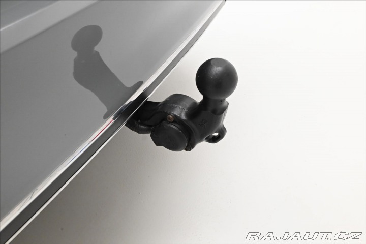 Volkswagen Passat 2,0 TDI 110 kW DSG Elegan 2023