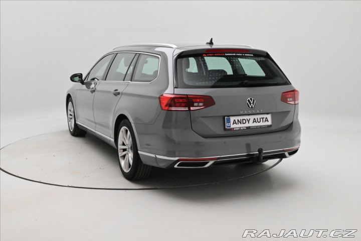 Volkswagen Passat 2,0 TDI 110 kW DSG Elegan 2023