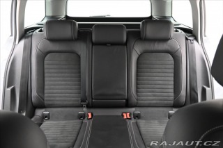 Volkswagen Passat 2,0 TDI 110 kW DSG Elegan 2023