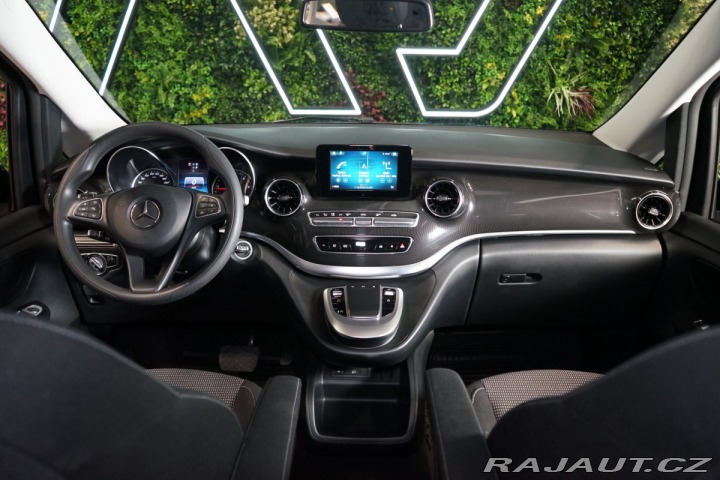 Mercedes-Benz V 220d*KAMERA*8-MÍST*TEMPOM 2021