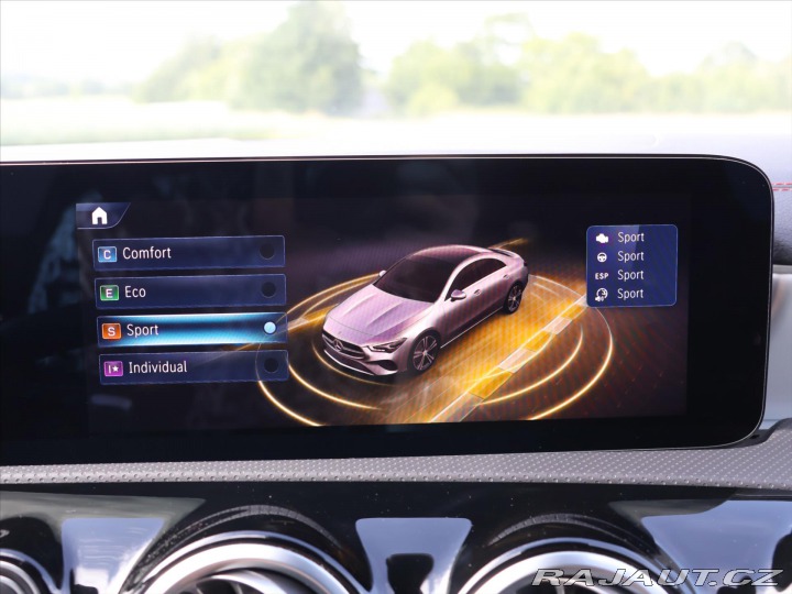 Mercedes-Benz CLA 1,4 200 AMG Premium 2025