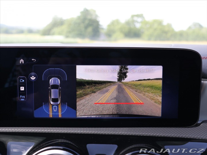 Mercedes-Benz CLA 1,4 200 AMG Premium 2025