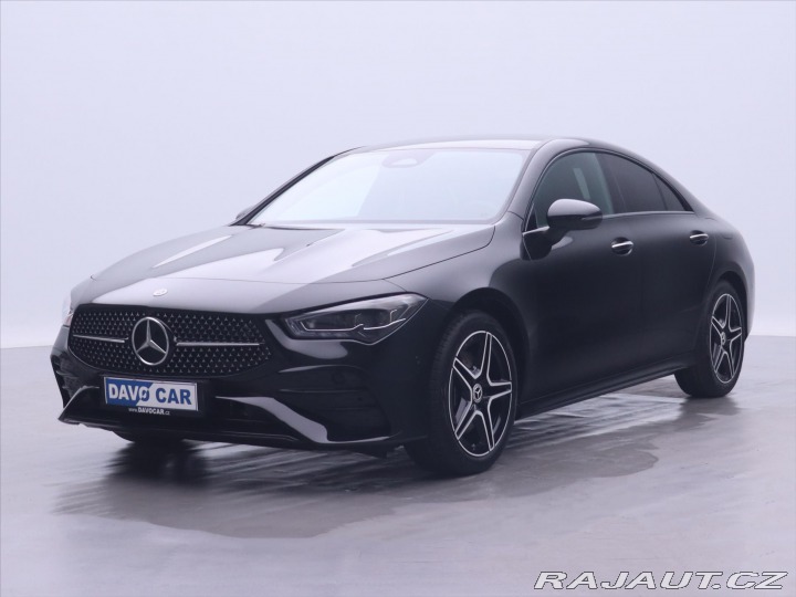 Mercedes-Benz CLA 1,4 200 AMG Premium 2025
