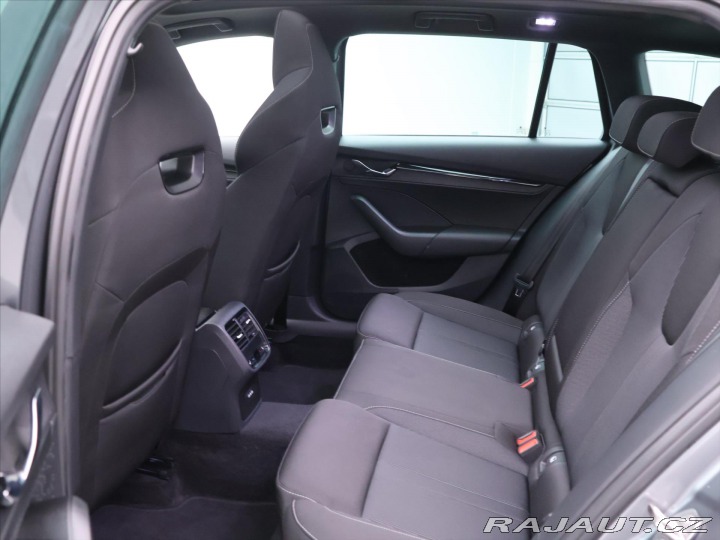 Škoda Octavia 2,0 TDI 110kW DSG Sportli 2022