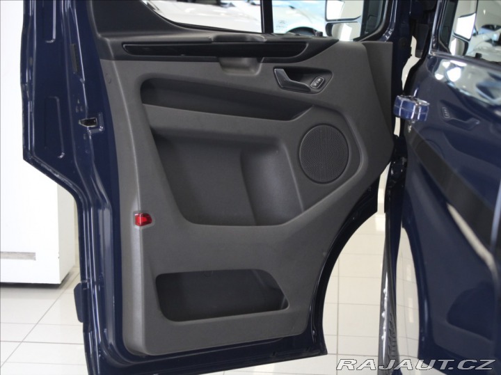 Ford Transit Custom 2,0 TDCi AT 6-míst WEBAST 2019