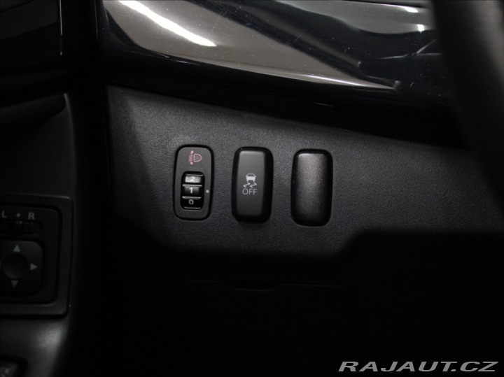 Mitsubishi Lancer 1,6 i 86kW 90 100km! 1.ma 2016