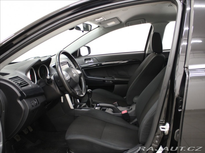 Mitsubishi Lancer 1,6 i 86kW 90 100km! 1.ma 2016