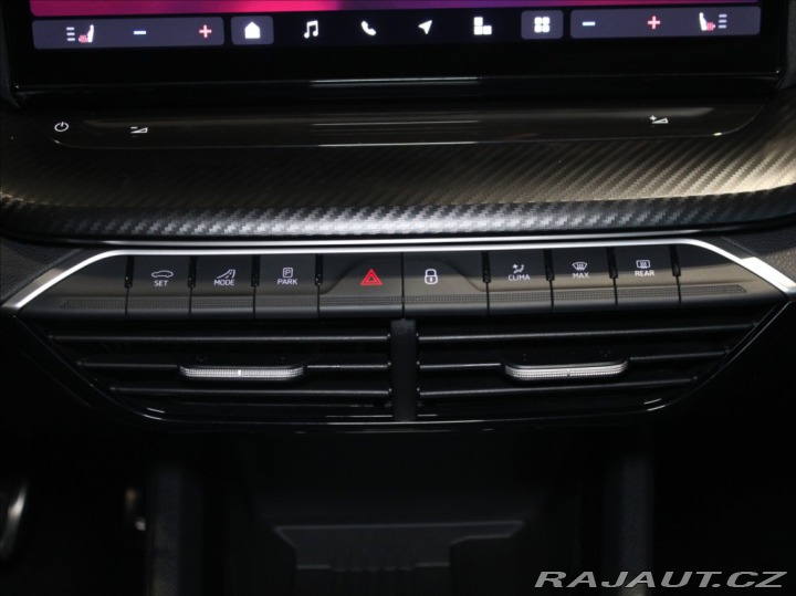 Škoda Octavia 2,0 RS 195kW NOVÝ VŮZ skl 2026