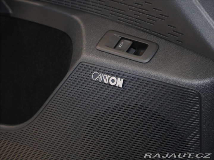 Škoda Octavia 2,0 RS 195kW NOVÝ VŮZ skl 2025