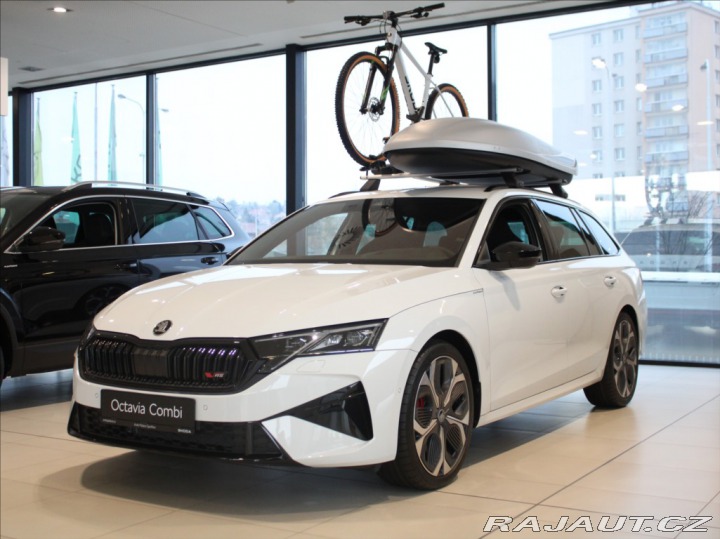 Škoda Octavia 2,0 RS 195kW NOVÝ VŮZ skl 2025