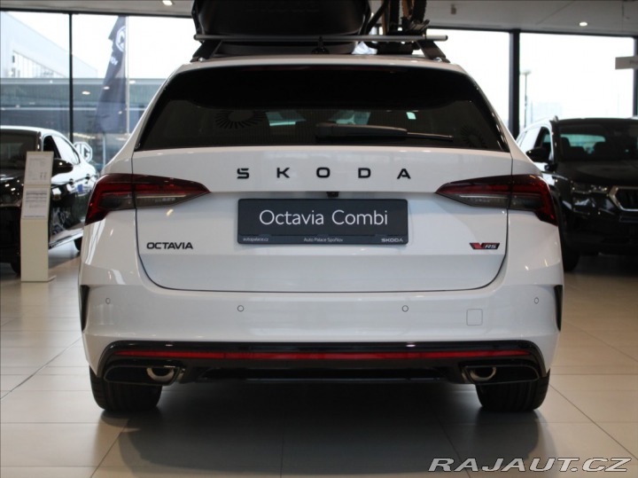 Škoda Octavia 2,0 RS 195kW NOVÝ VŮZ skl 2025