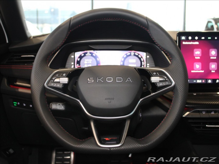 Škoda Octavia 2,0 RS 195kW NOVÝ VŮZ skl 2025