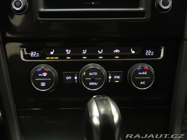 Volkswagen Golf 2,0 GTD 135kW DSG 2x Sady 2016