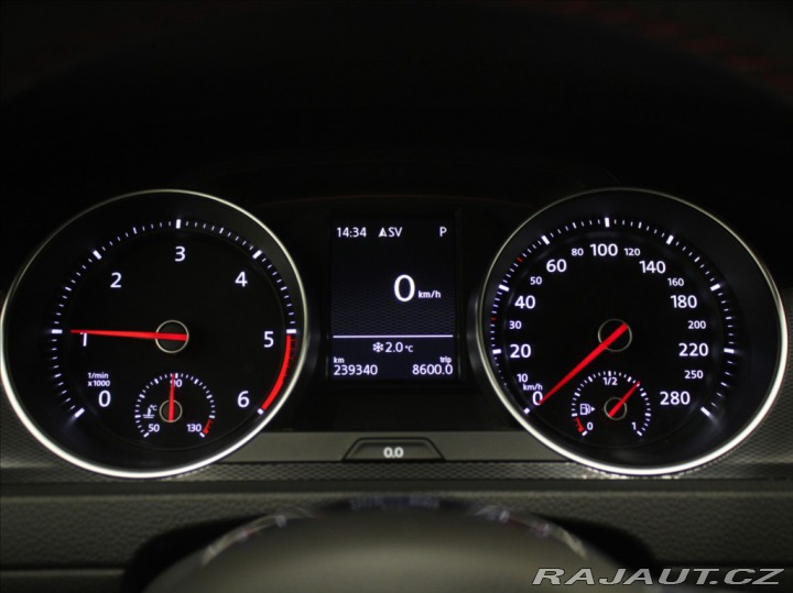 Volkswagen Golf 2,0 GTD 135kW DSG 2x Sady 2016