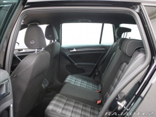 Volkswagen Golf 2,0 GTD 135kW DSG 2x Sady 2016